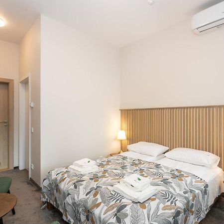 Moja Accommodation كاوناس المظهر الخارجي الصورة