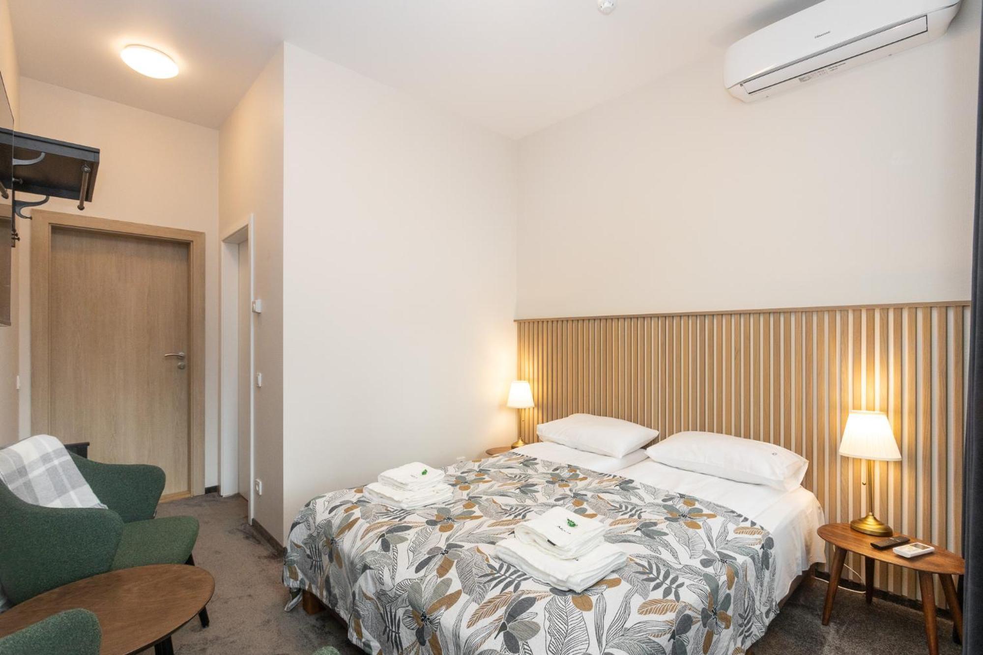 Moja Accommodation كاوناس المظهر الخارجي الصورة