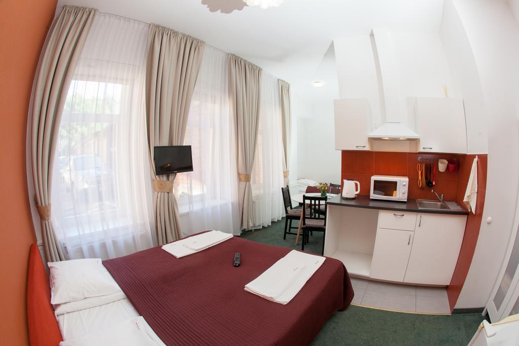 Moja Accommodation كاوناس المظهر الخارجي الصورة